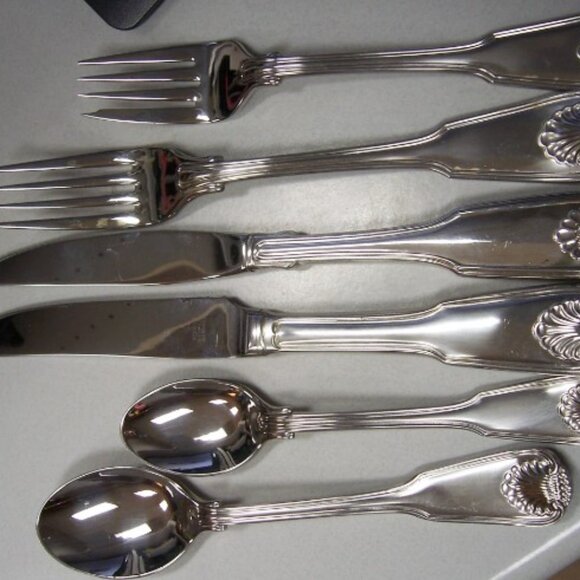 London Shell (Silverplate Germany Backstamp) by TOWLE SILVER 5 Piece Place Sett